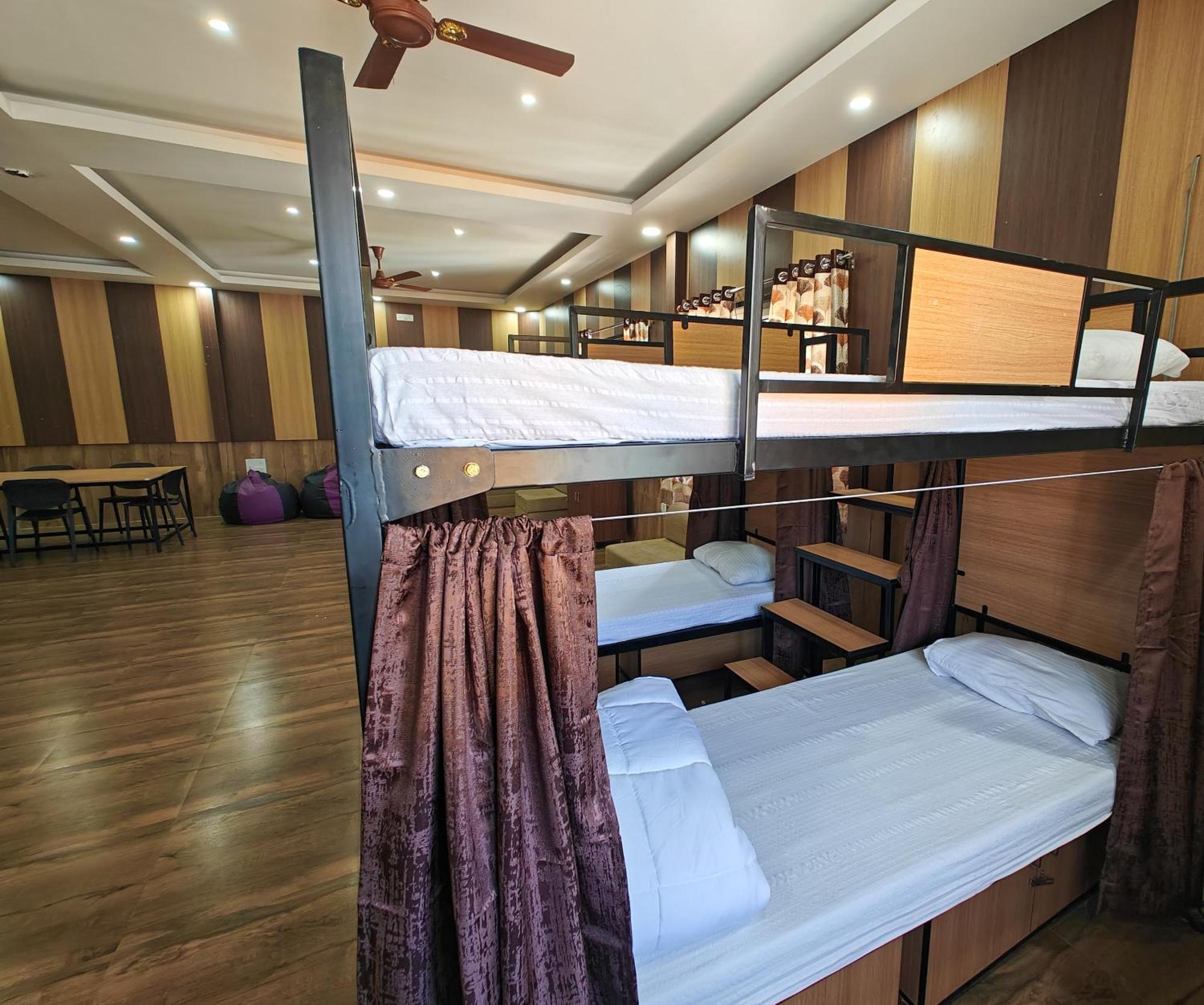 Sampada Homestay Bangalore Eksteriør bilde